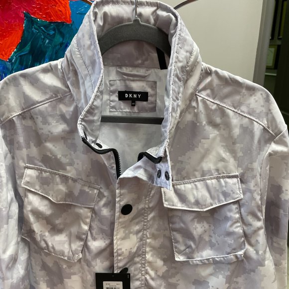 DKNY Mens L White Camo hooded wind breaker - Picture 3 of 5